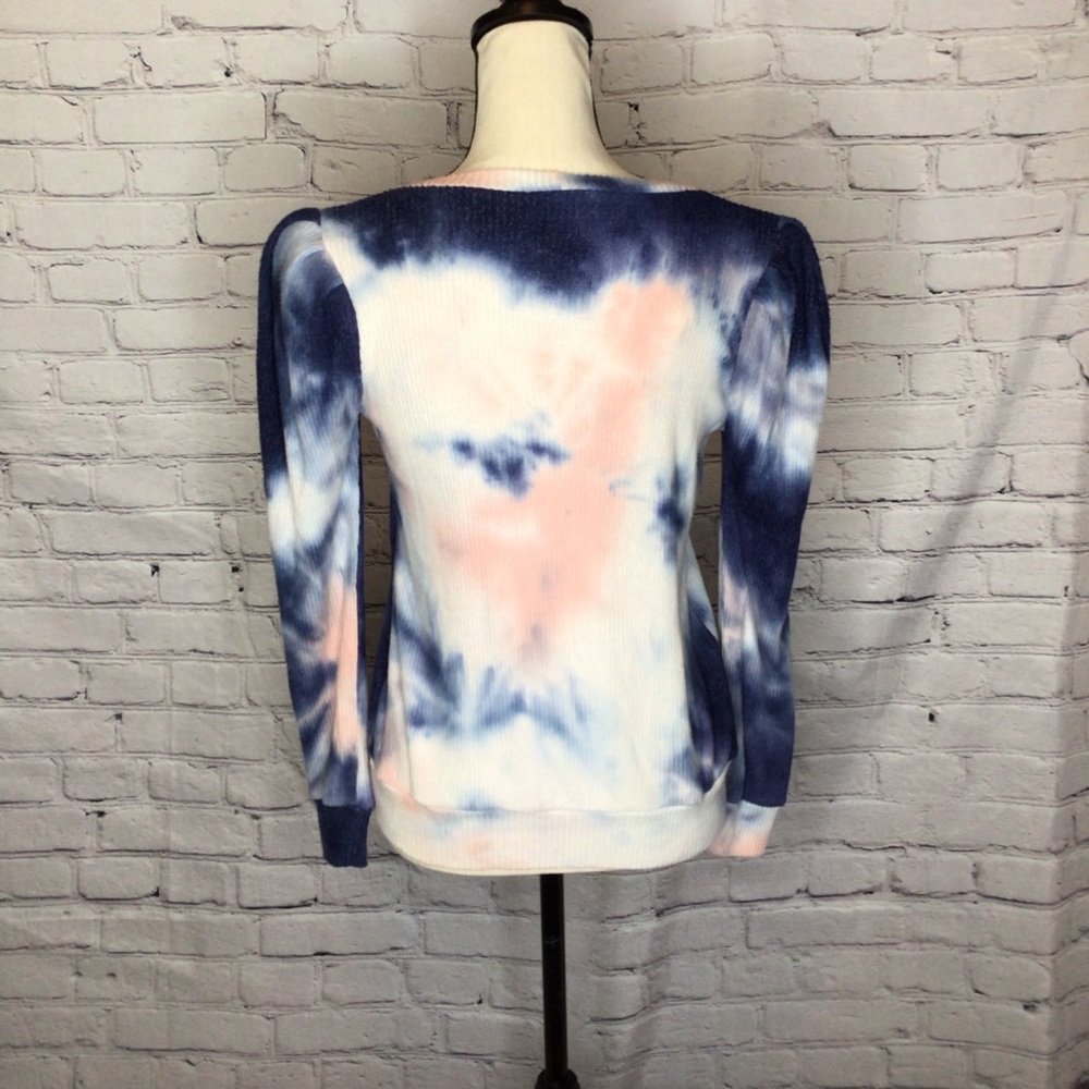 Status by Chenault Blue and Blush Tie Dye Puff Sleeve Pullover Top Medium - Picture 5 of 12